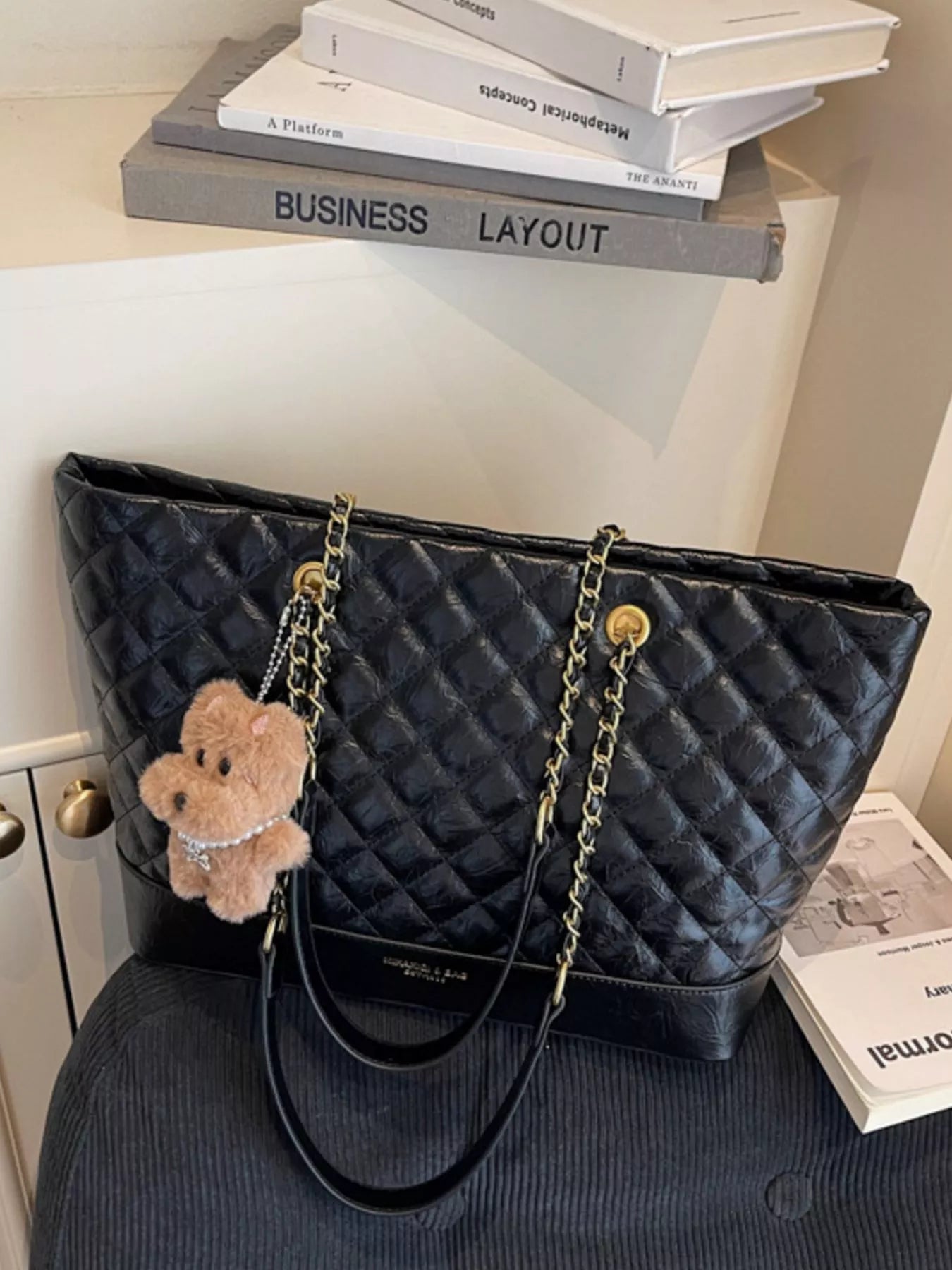 Quilted Chain Shoulder Bag