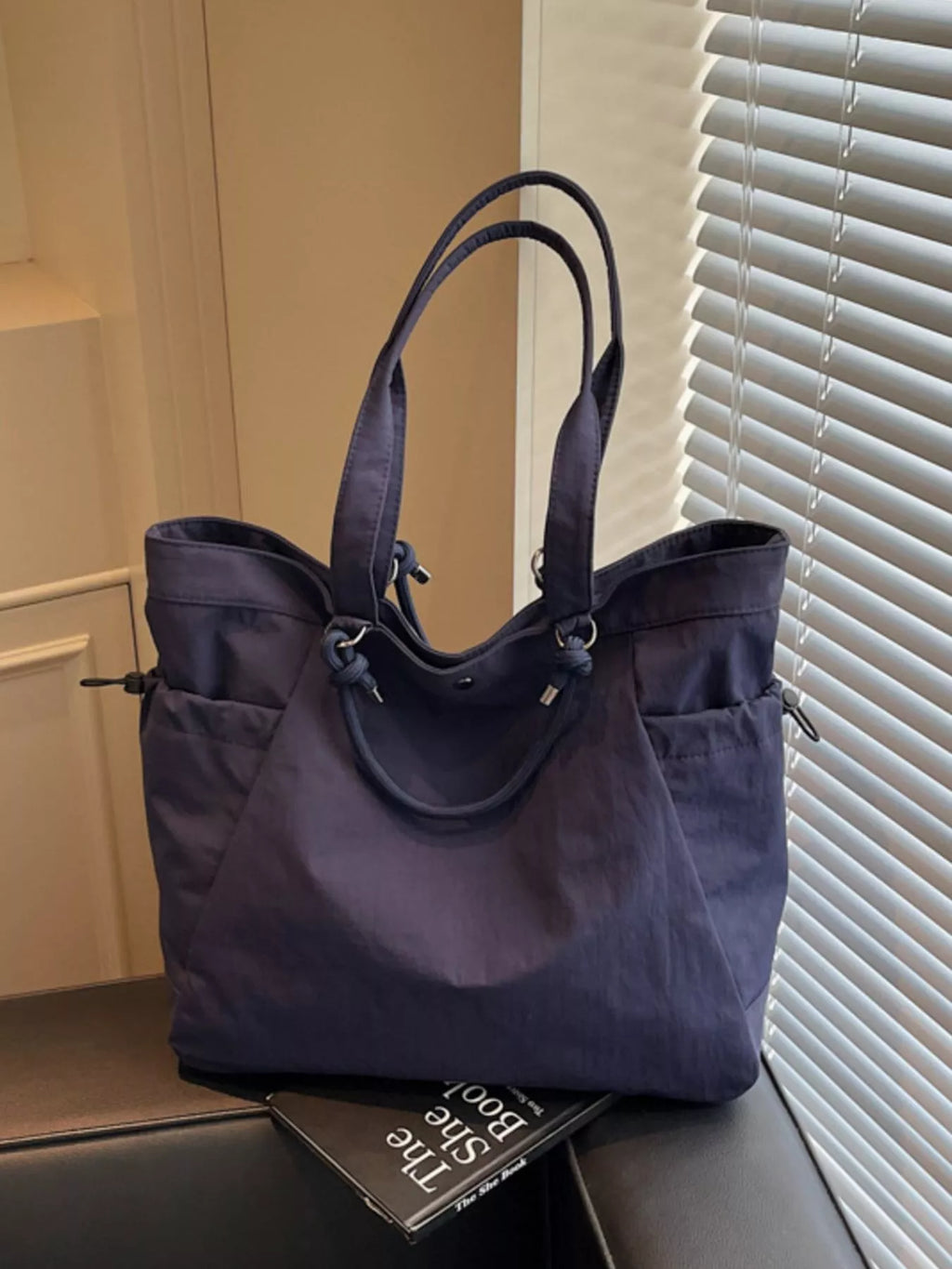 Nylon Lightweight Large Capacity Shoulder Bag