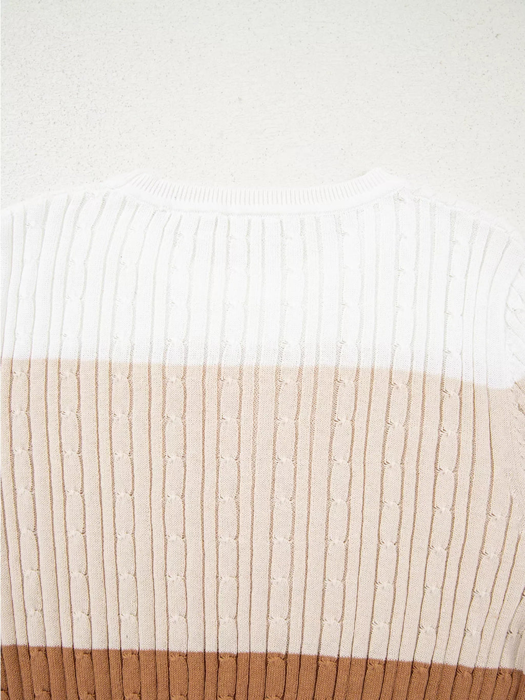 Colorblock Cable Knit Round Neck Sweater