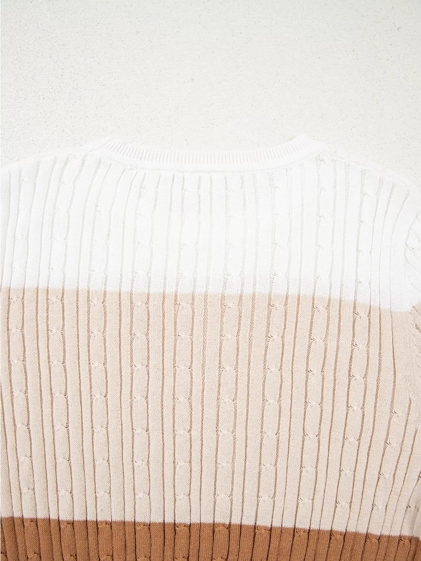 Colorblock Cable Knit Round Neck Sweater