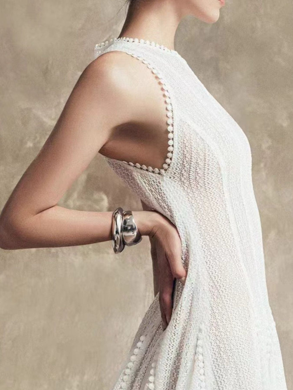 Lace Round Neck Sleeveless Maxi Dress