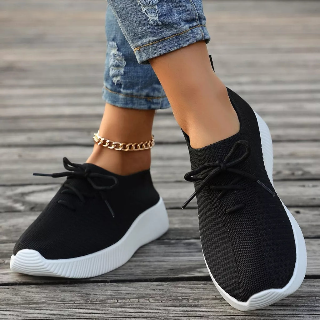 Round Toe Lace Up Sneakers