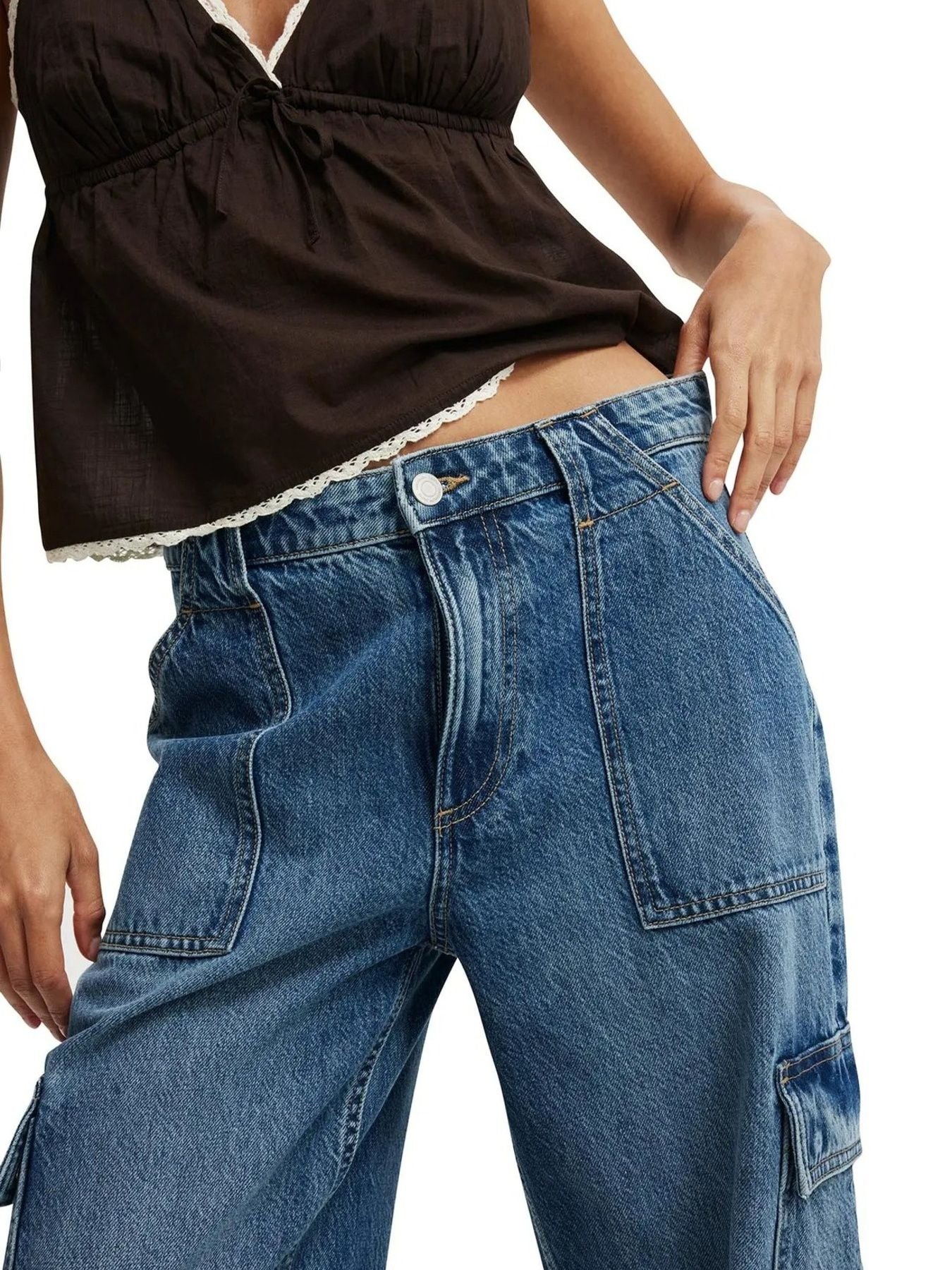 Wide Leg Cargo Jeans