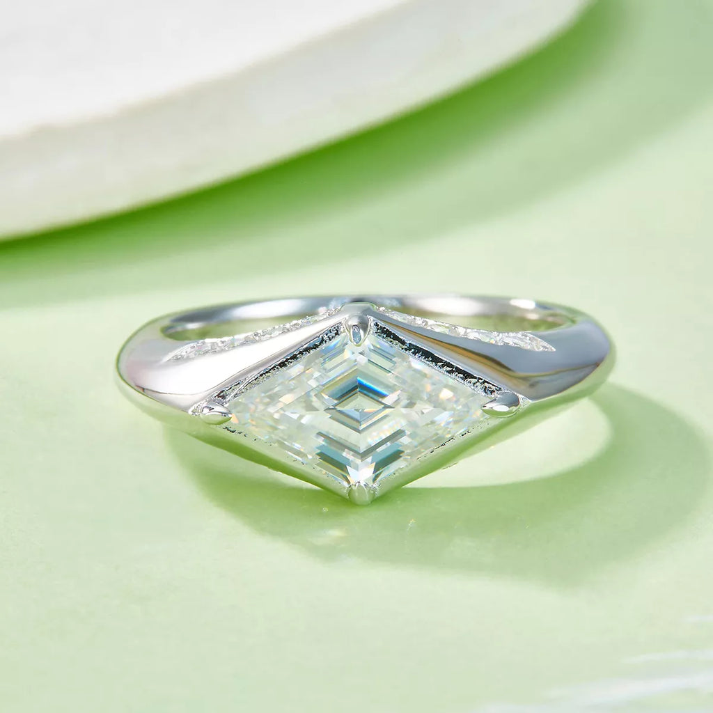 2 Carat Moissanite 925 Sterling Silver Ring