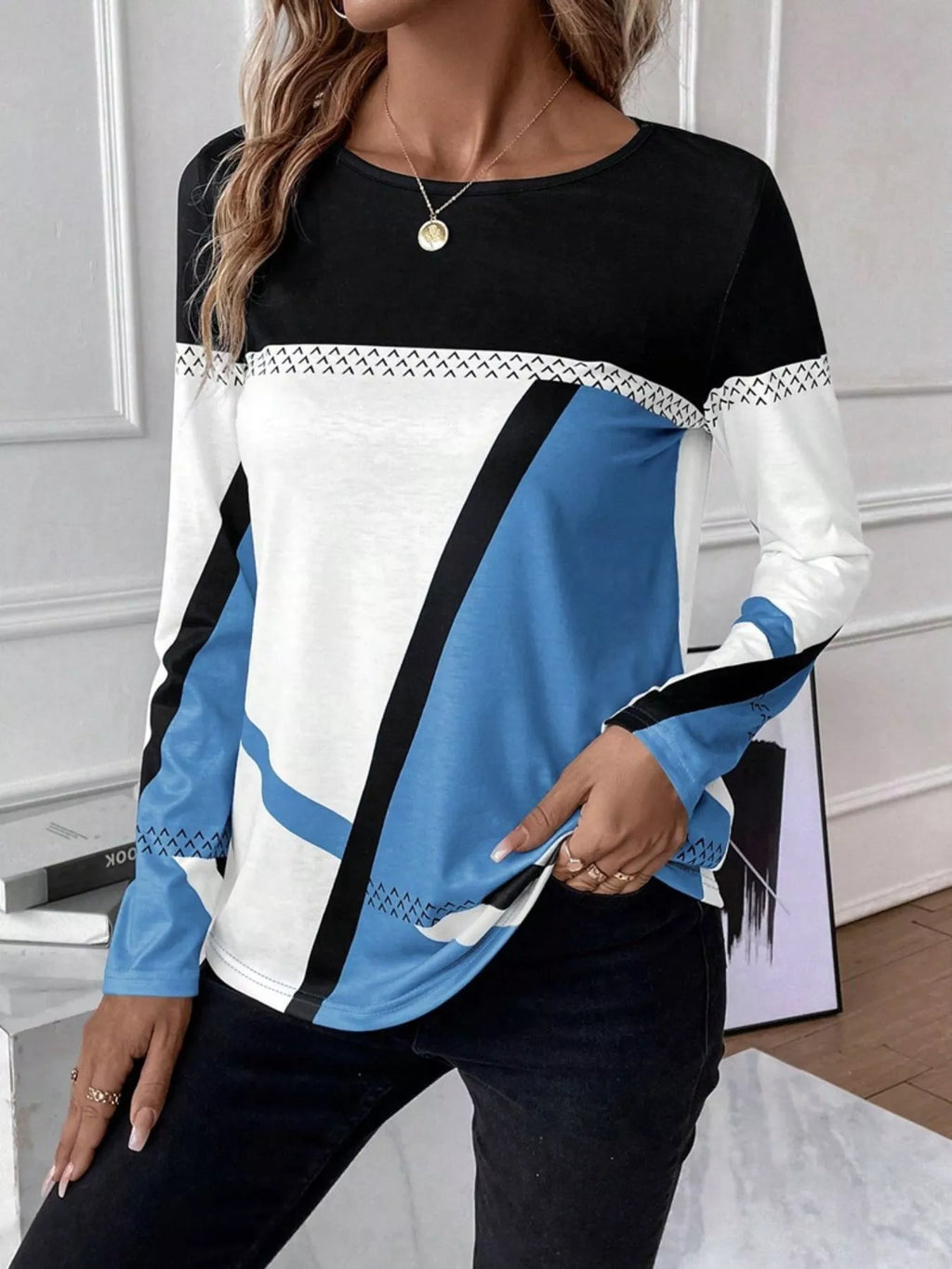 Color Block Long Sleeve T-Shirt