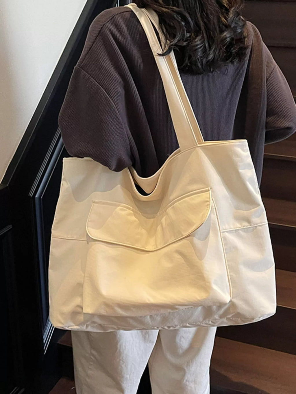 Lightweight Nylon Shoulder Bag