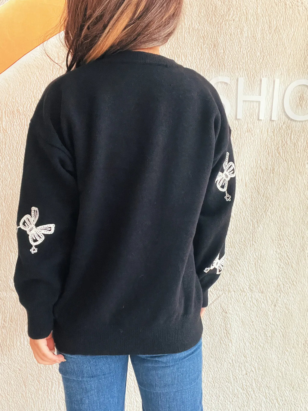 Bow Round Neck Long Sleeve Sweater