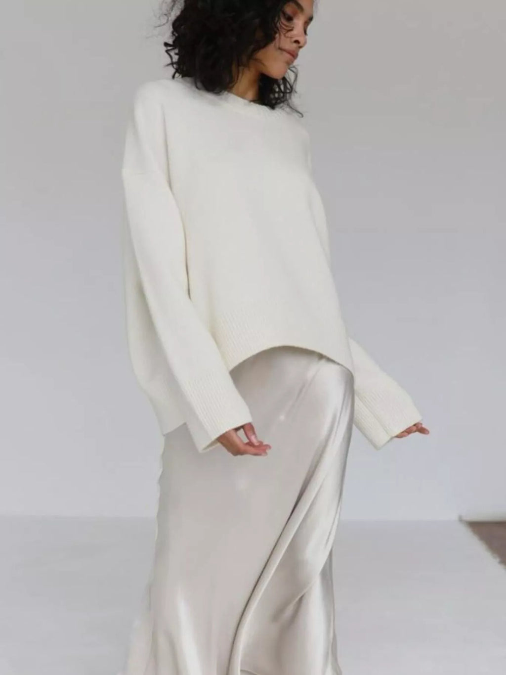 Ribbed Hem Round Neck Sweater