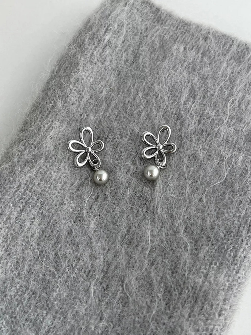 Flower Pearl Drop Earrings