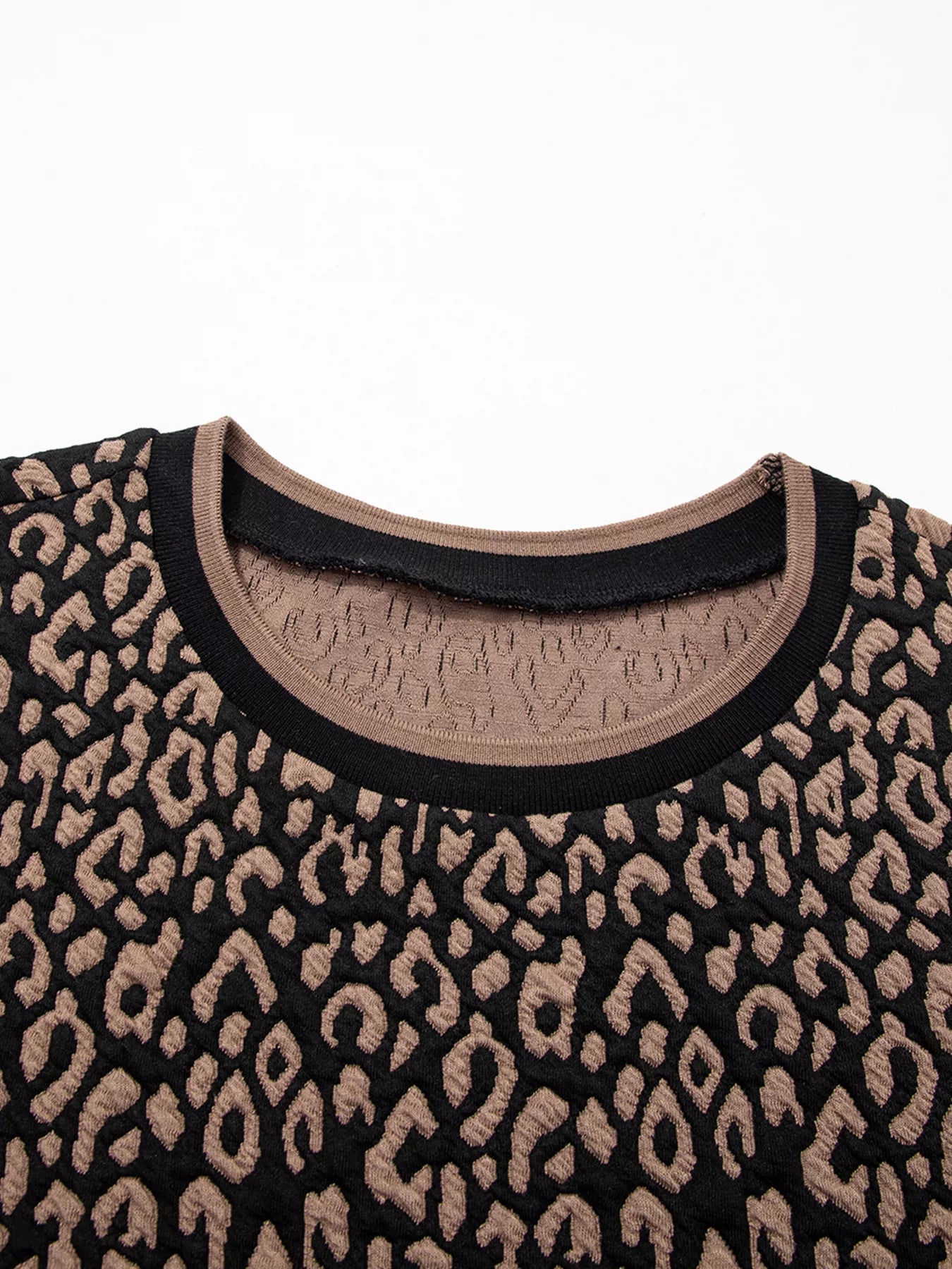 Leopard Print Puffy Bracelet Sleeve Contrast Trim Round Neck Top