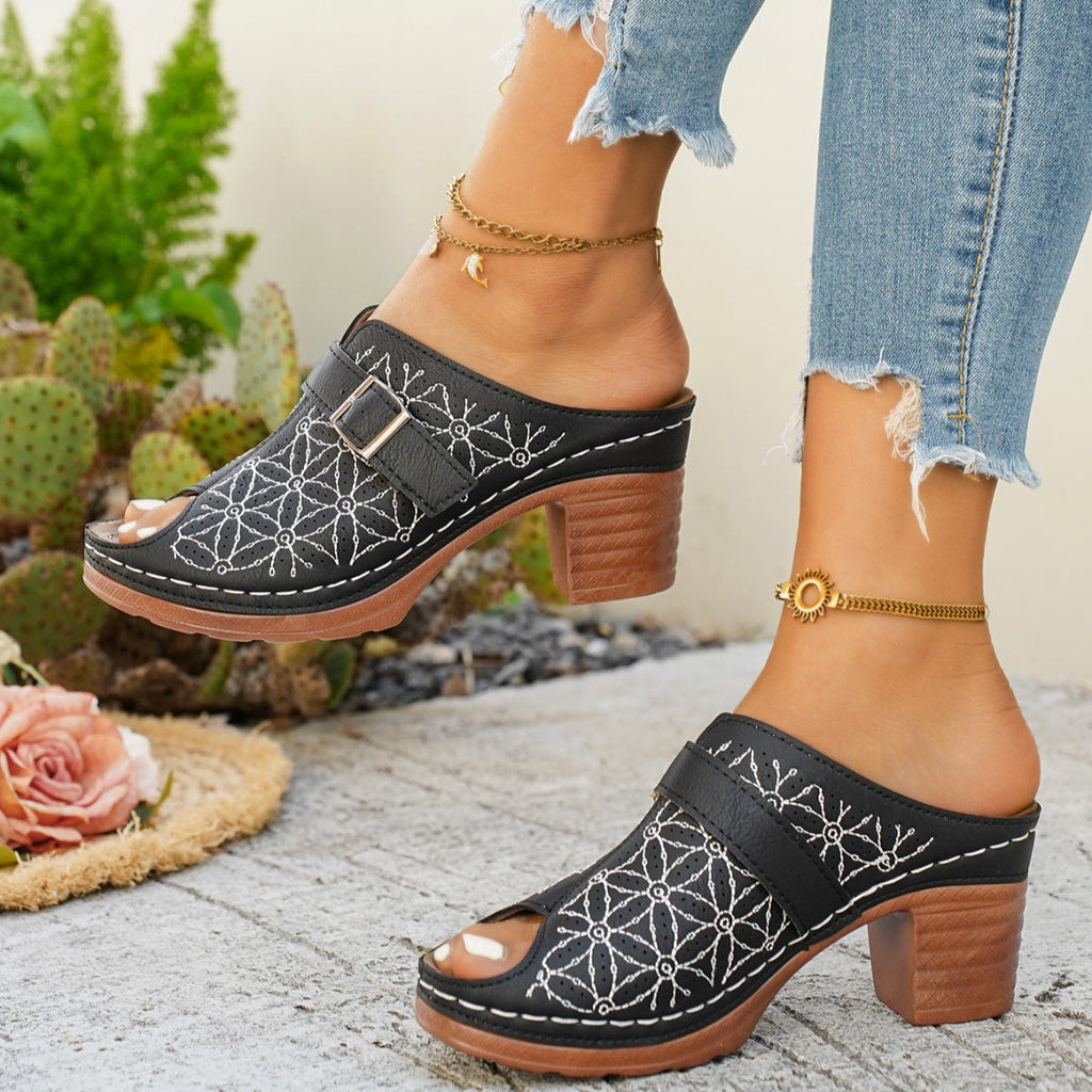 Buckle Decor Block Heel Sandals
