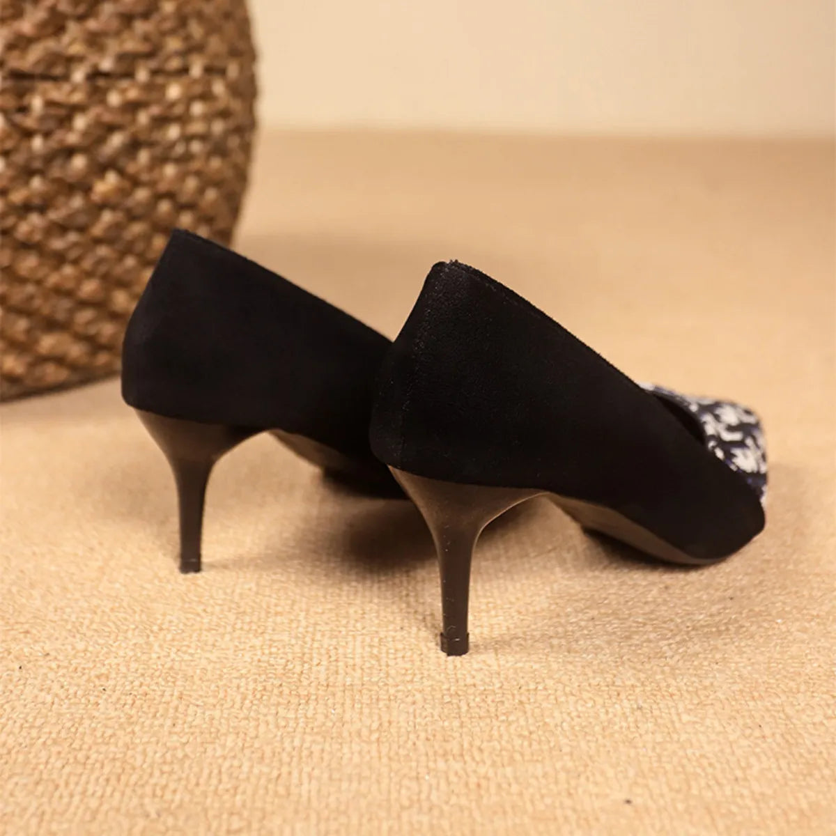 Point Toe Suede Pumps