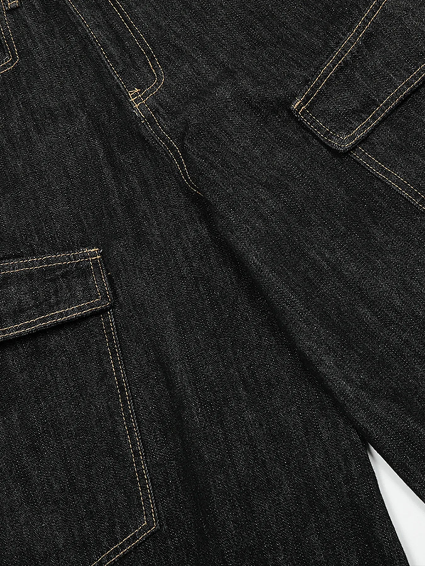Men's Washed Curved Jeans with Contrast Stitching