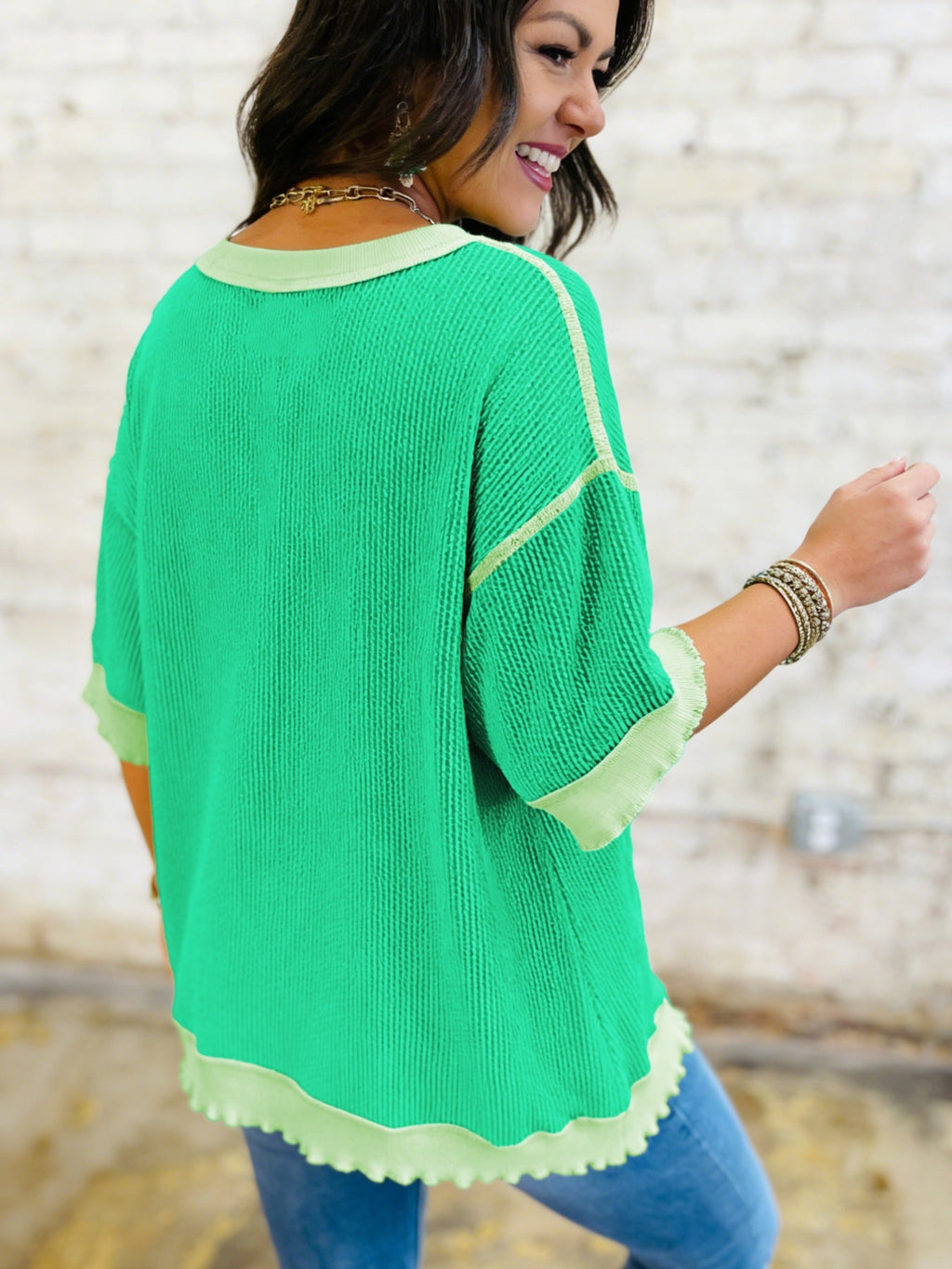 Loose Uneven Hem Twist Ribbed T Shirt
