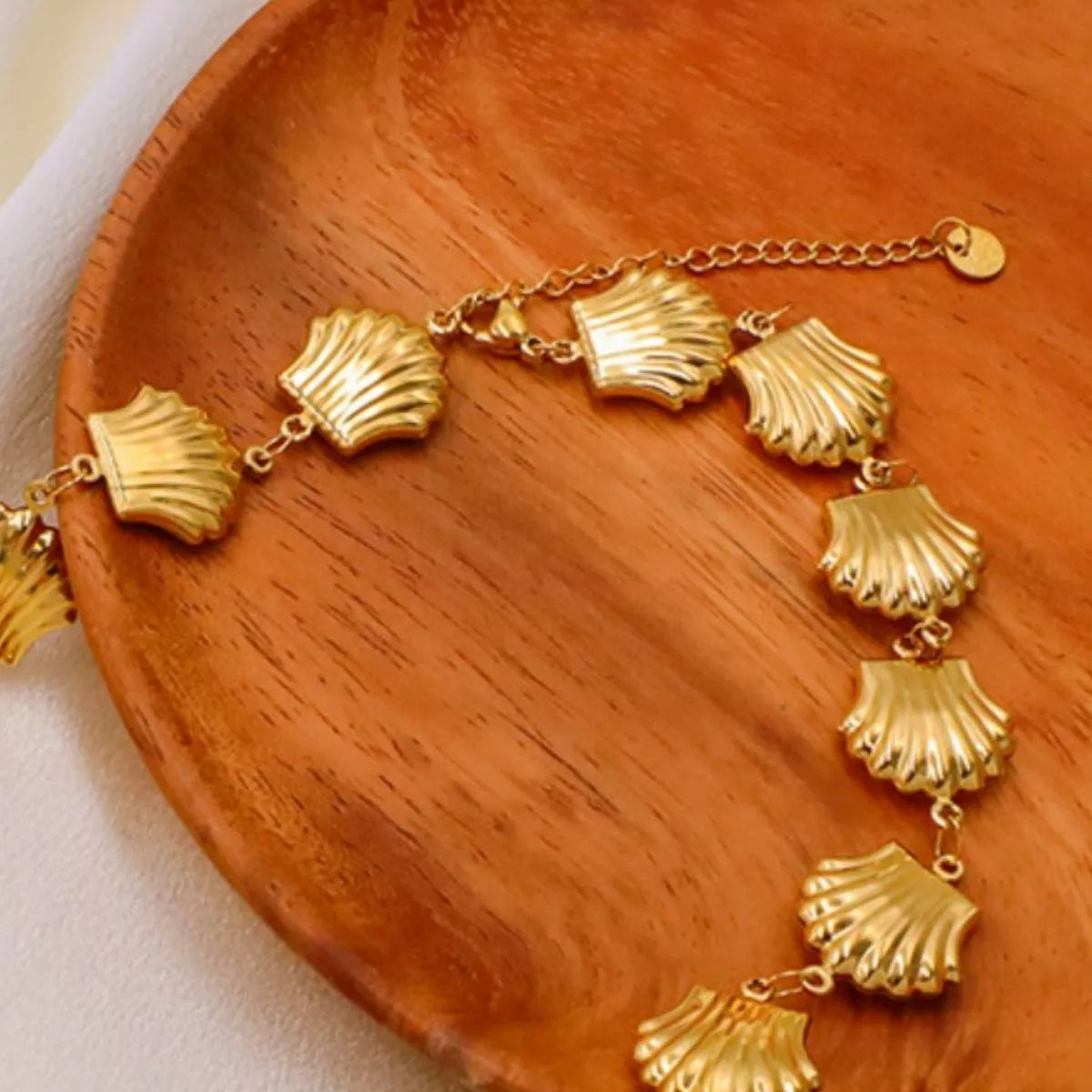 18K Gold-Plated Shell Necklace