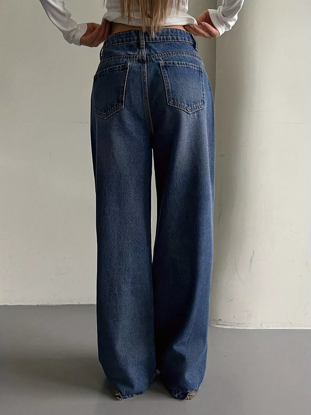 Wide Leg Vintage Wash Jeans