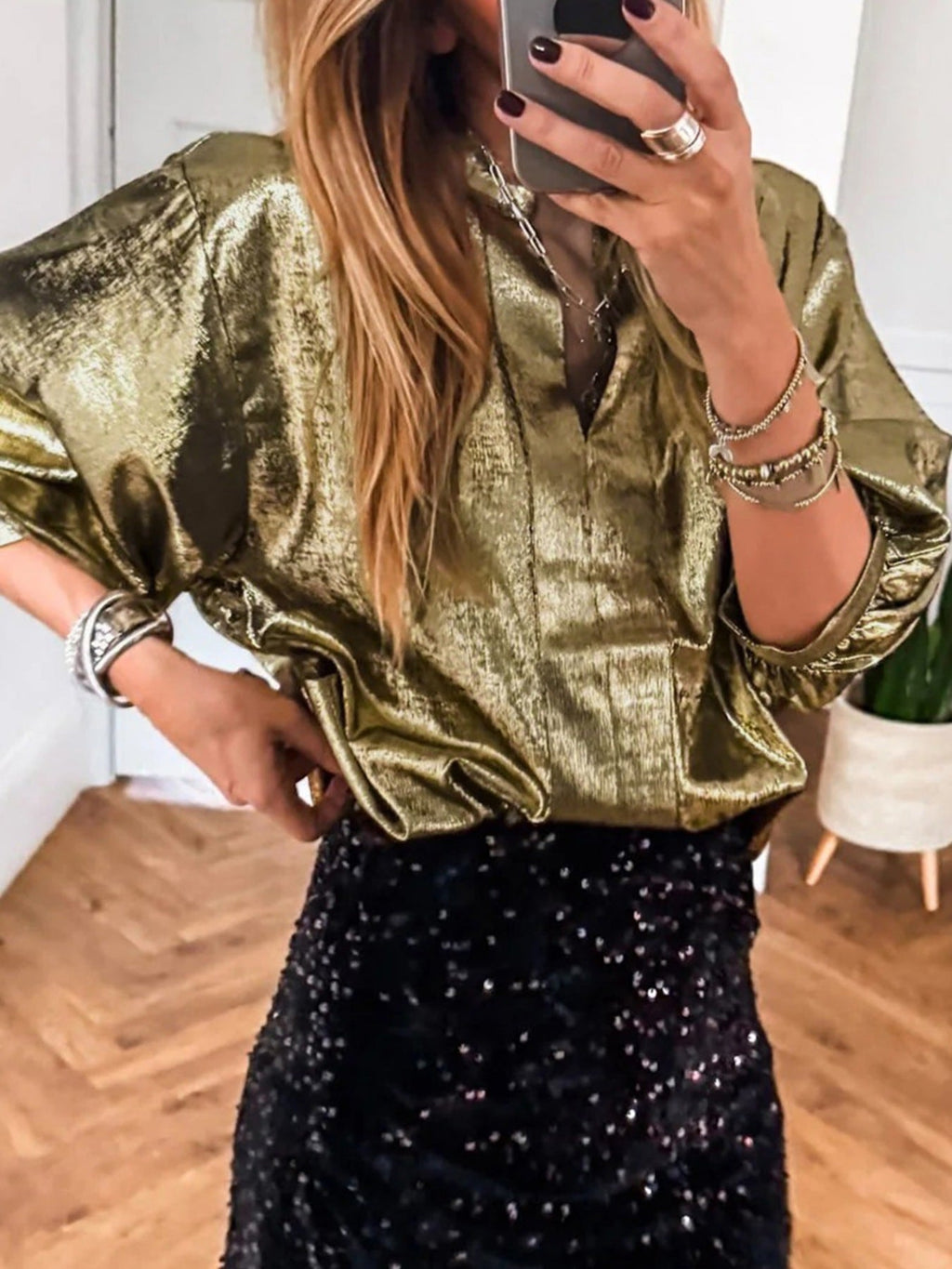 Notched 3/4 Sleeve Blouse