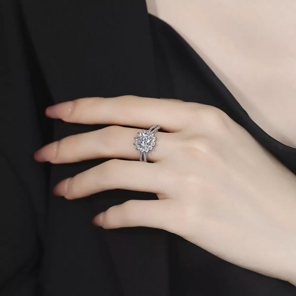 1 Carat Moissanite 925 Sterling Silver Flower Ring