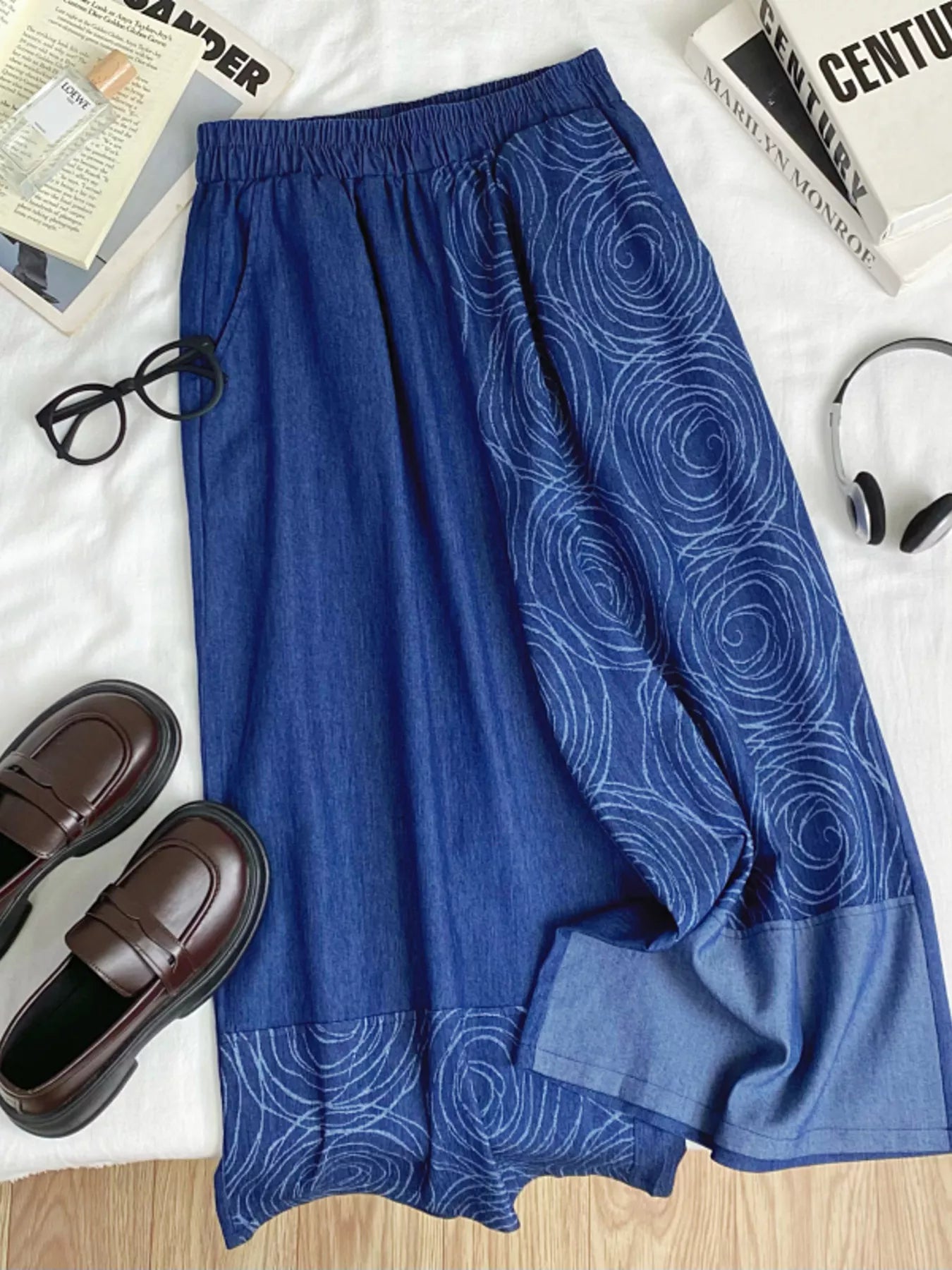 Elastic Waist Printed Jeans