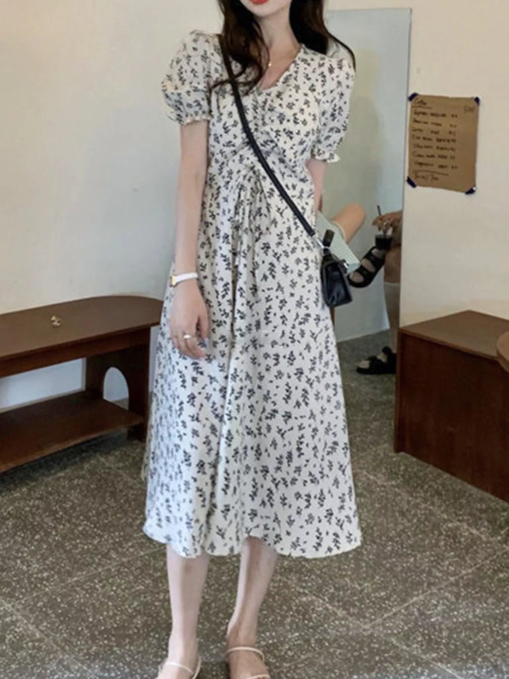 Floral Print Puff Sleeve Midi Dress