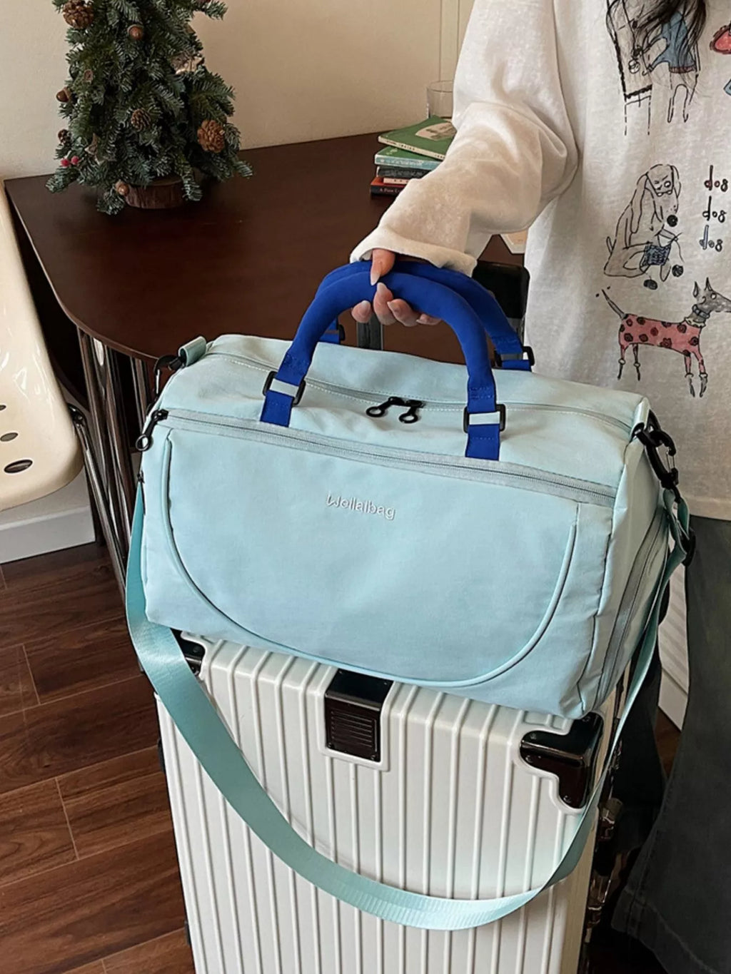 Duffle Bag with Adjustable Strap