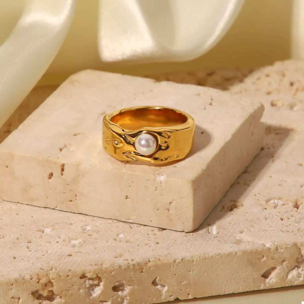 18K Gold-Plated Pearl Ring
