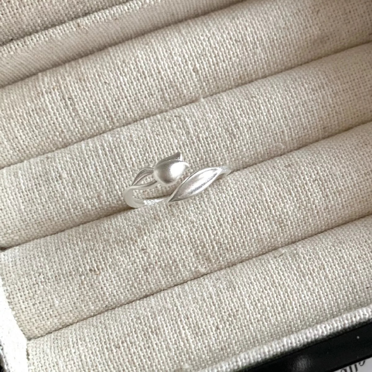 925 Sterling Silver Flower Bypass Ring