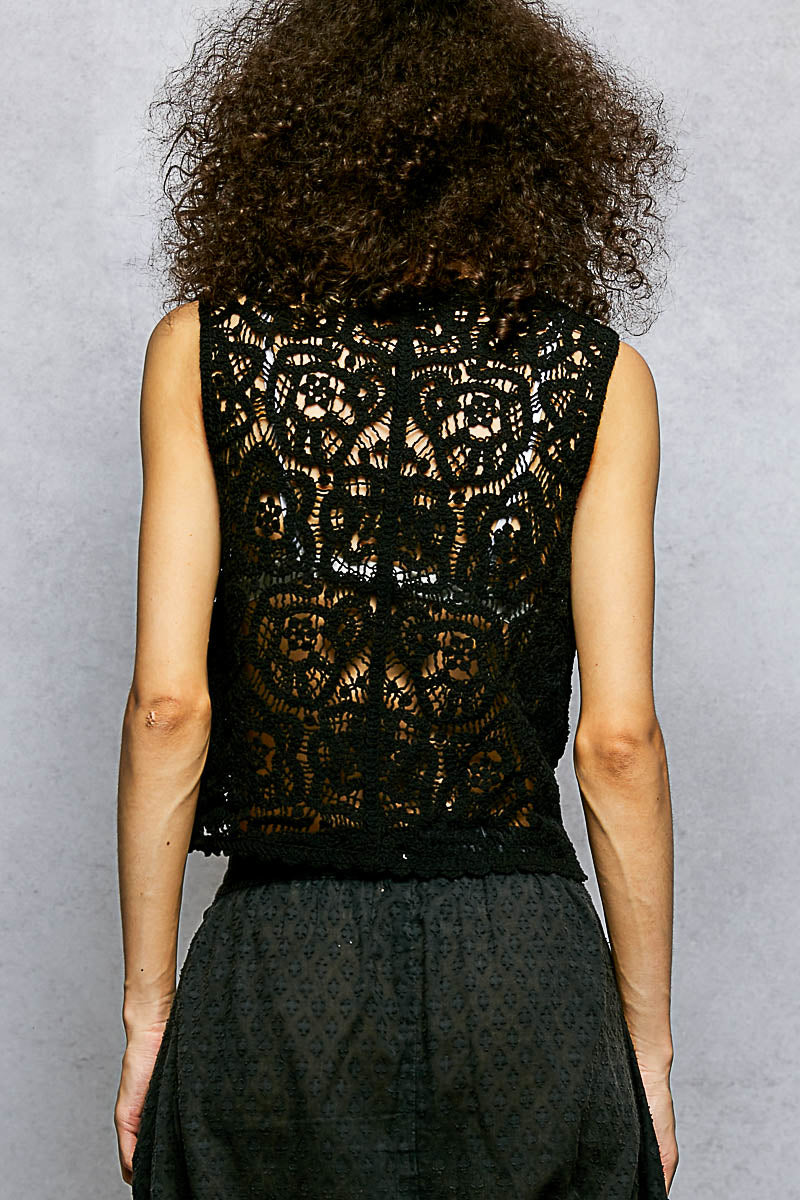 POL Button Down Cropped Crochet Vest with Scalloped Edge