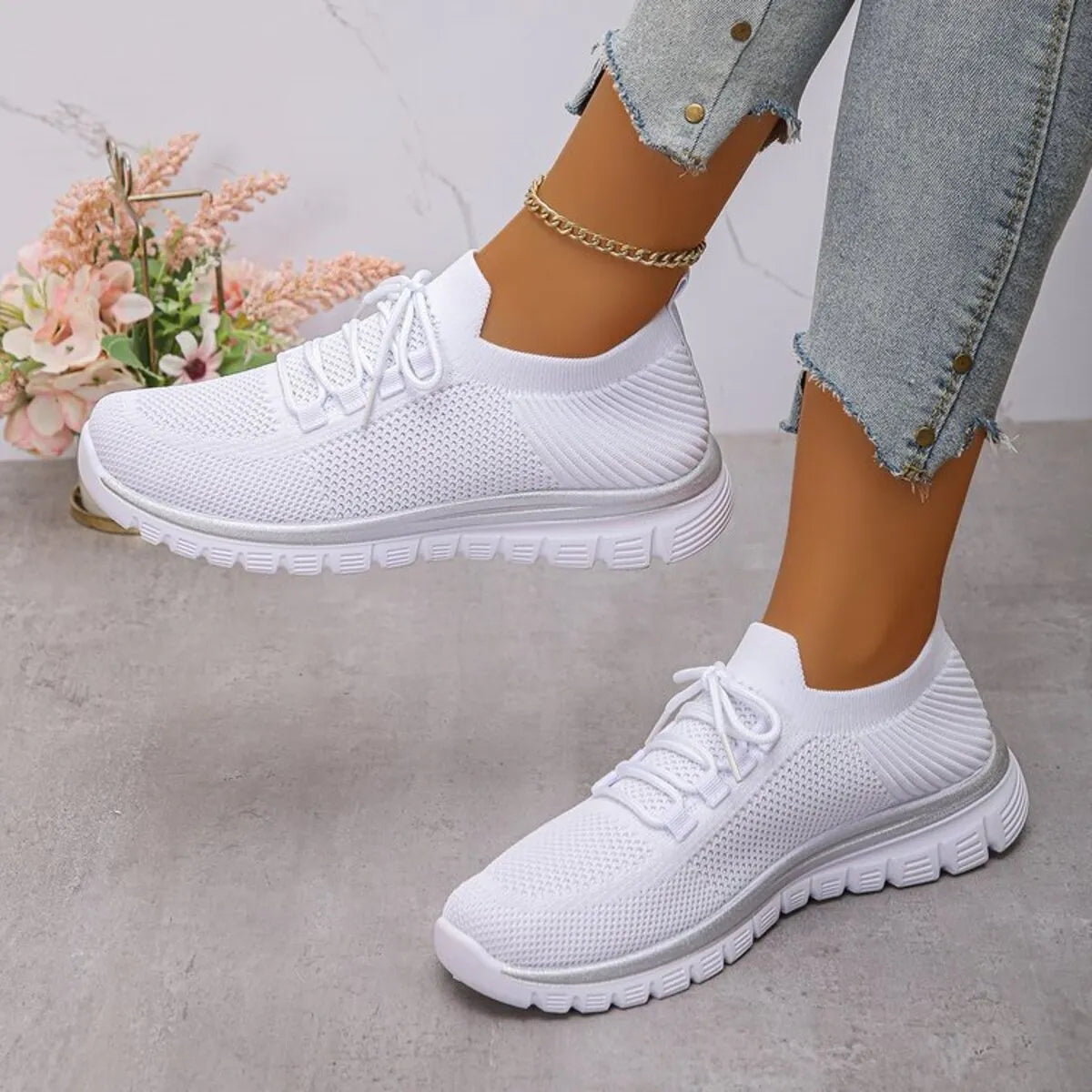 Breathable Mesh Lace Up Athletic