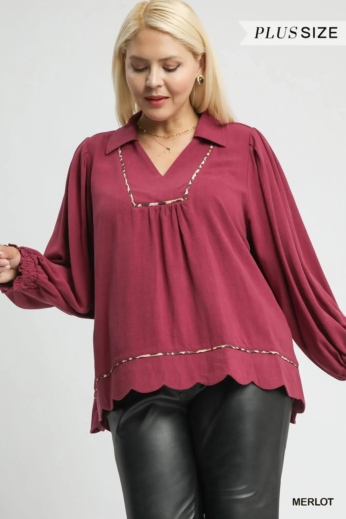 Umgee Full Size Linen Scallop Hem Blouse with Contrast Trim Plus Size