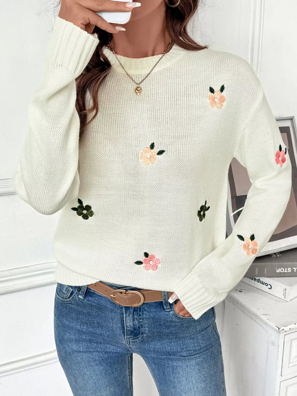 Flower Round Neck Long Sleeve Sweater