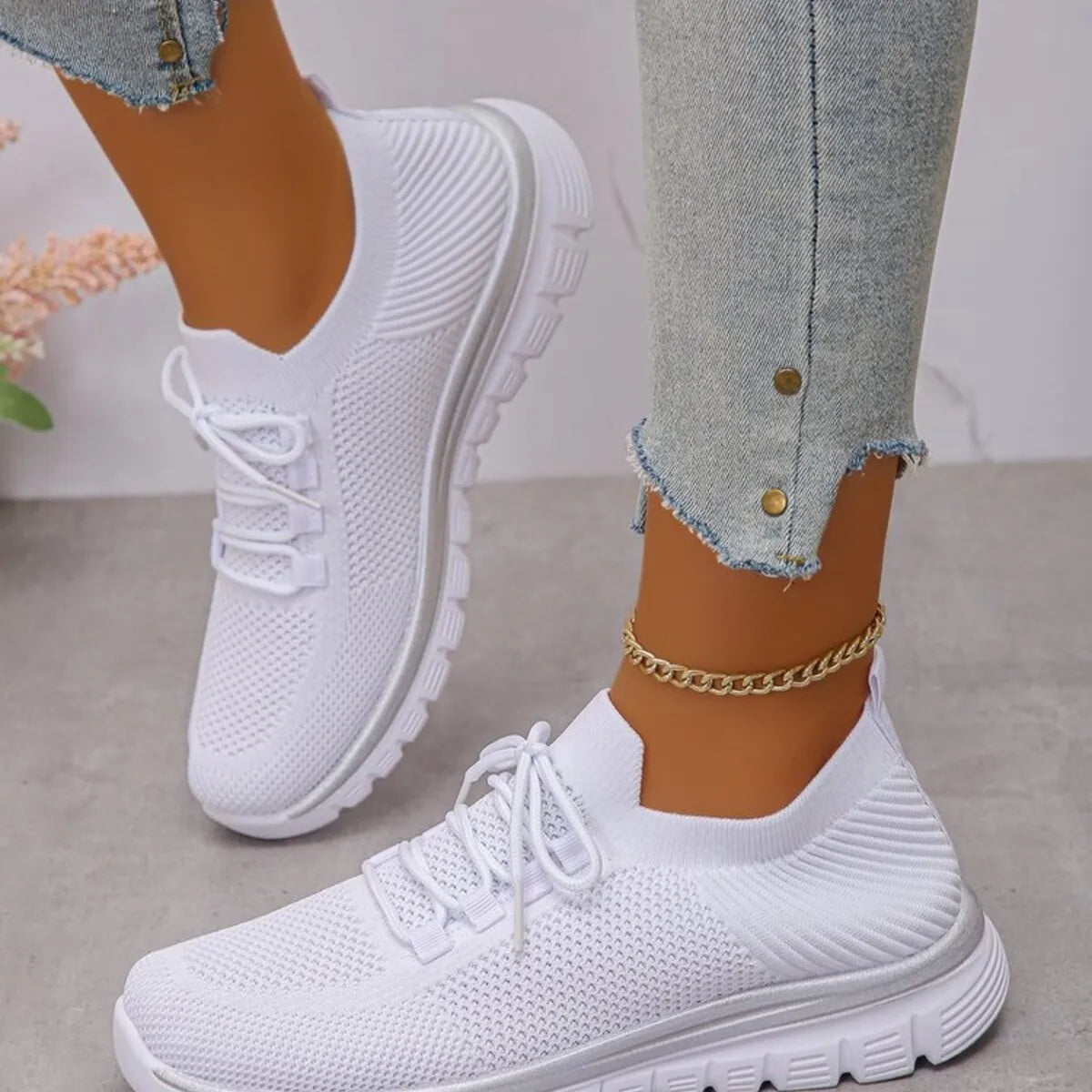 Breathable Mesh Lace Up Athletic
