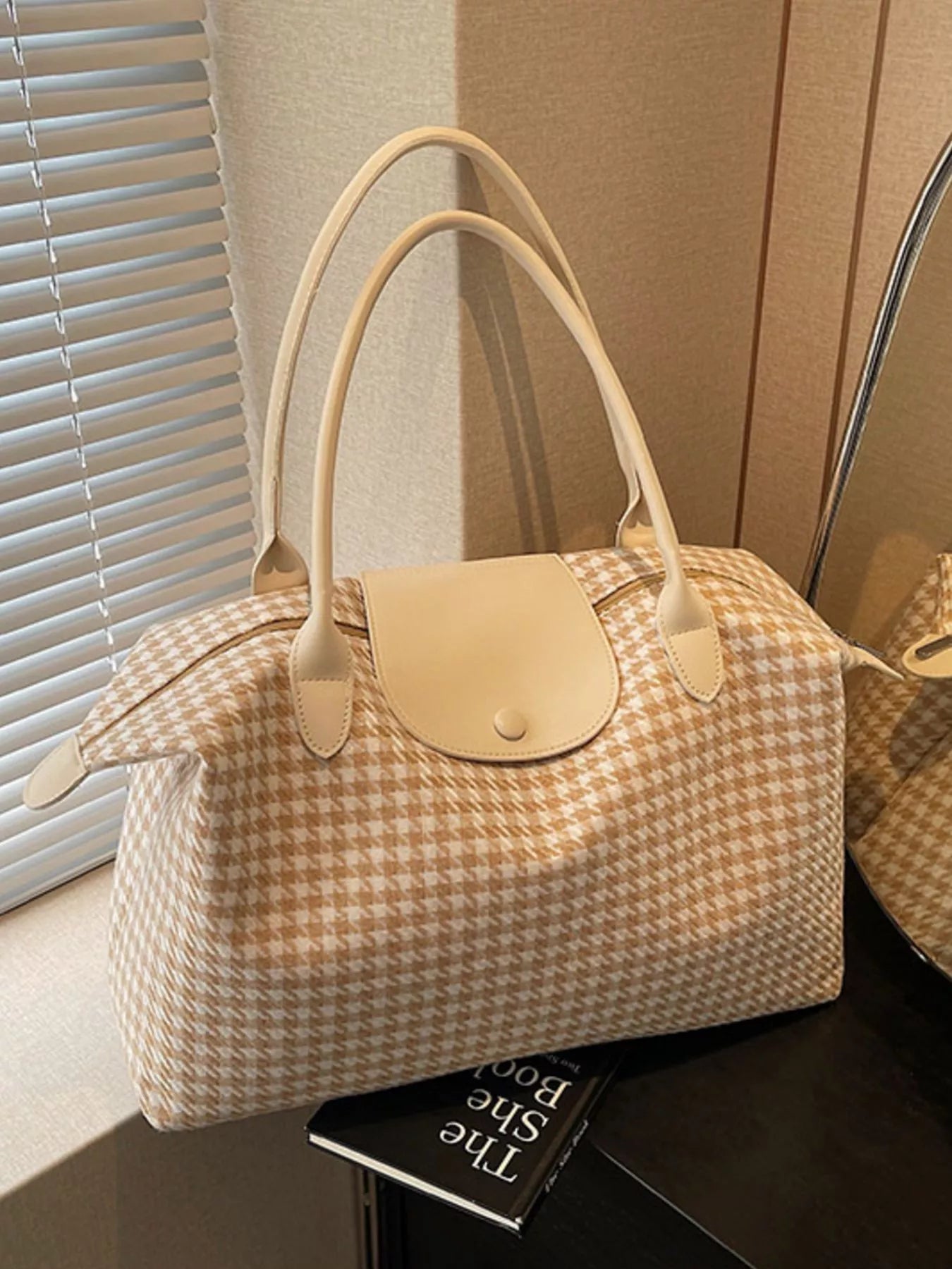 Plaid Pattern Travel Bag