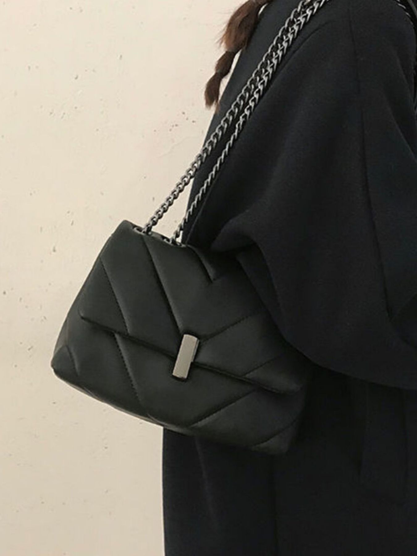Quilted Chain Shoulder Bag
