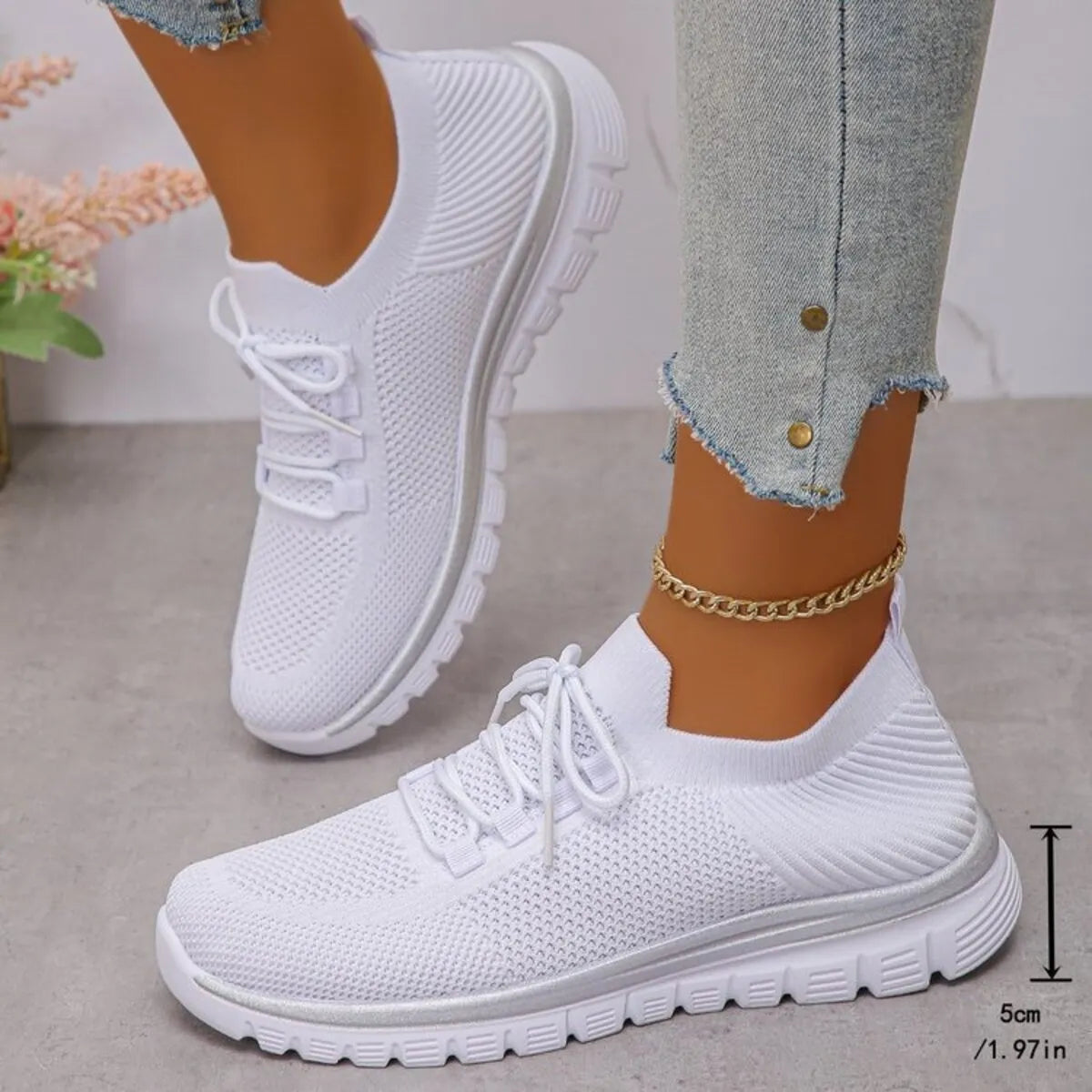Breathable Mesh Lace Up Athletic