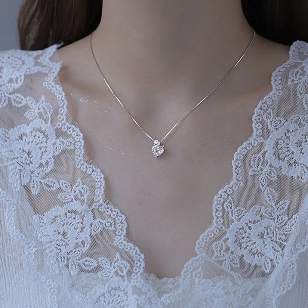 925 Sterling Silver Zircon Pendant Necklace