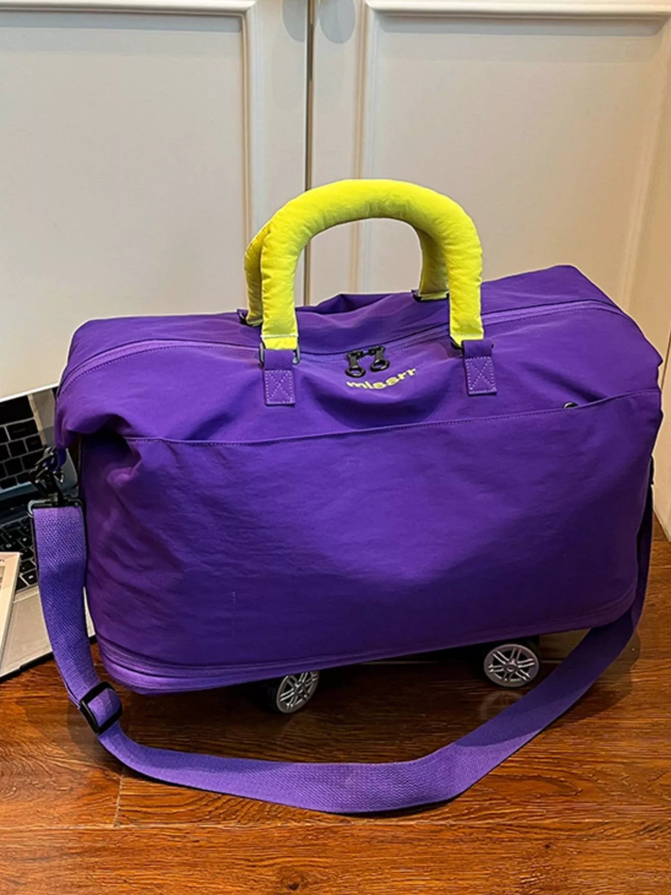 Contrast Handle Travel Bag