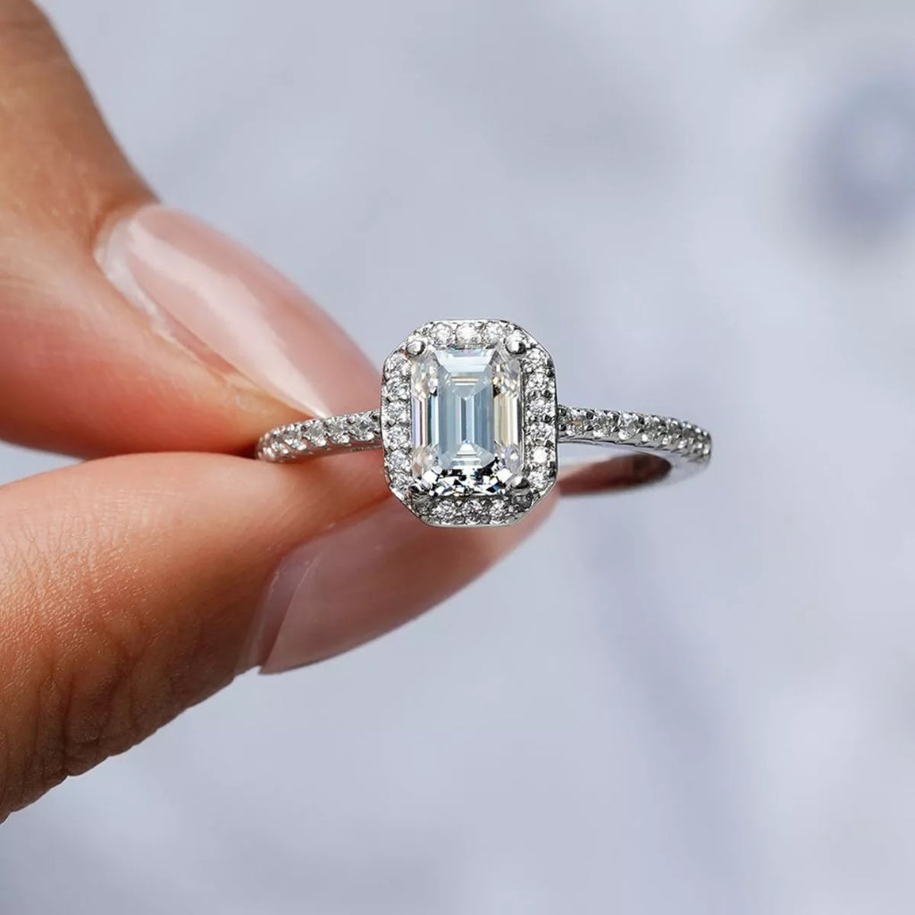 1 Carat Moissanite 925 Sterling Silver Ring