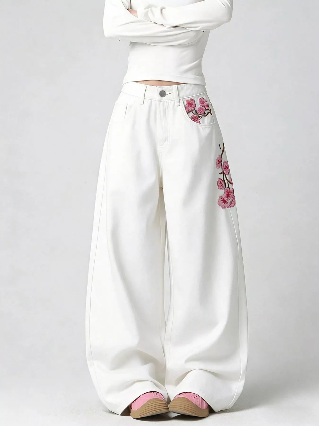 Embroidered Wide-Leg Jeans