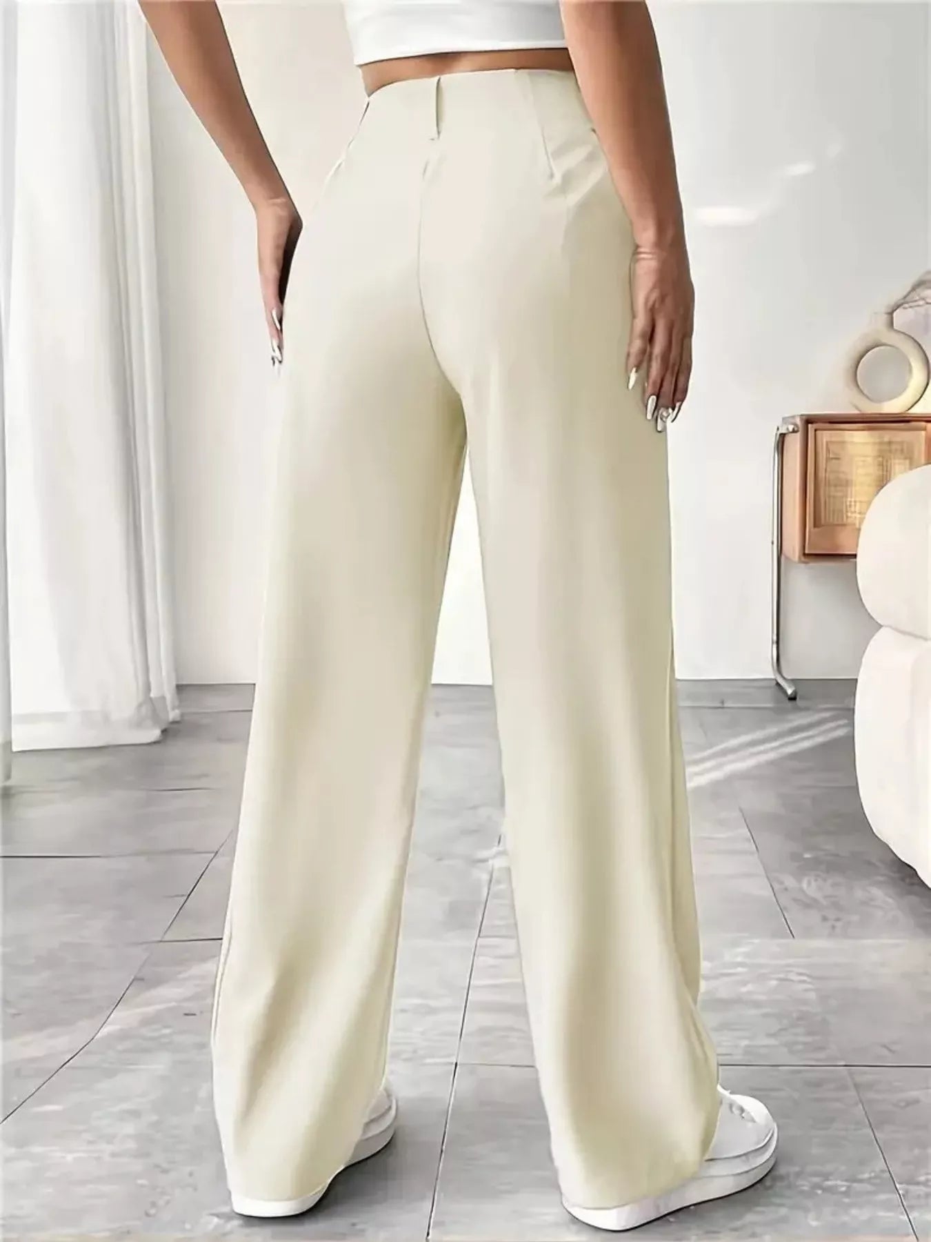 Wide Leg Pleated Pants