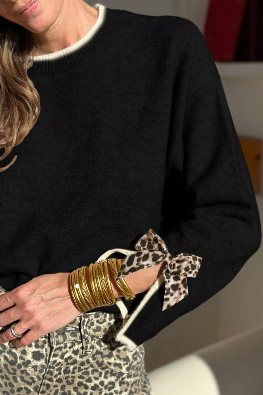 Leopard Bow Decor Split Cuff Contrast Trim Sweater
