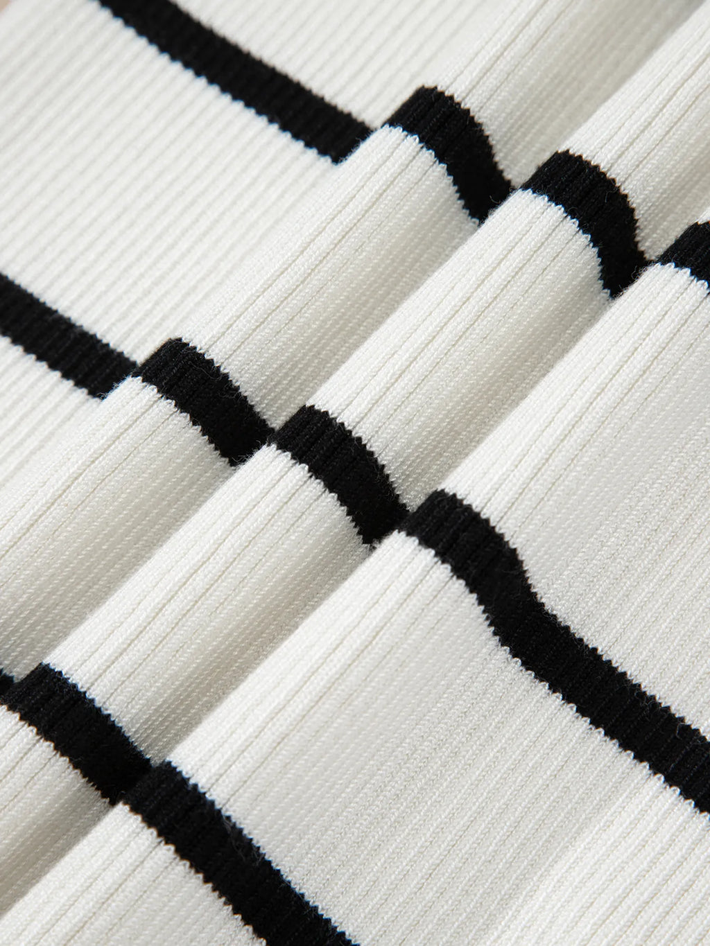 Stripe Scalloped Edge Crew Neck Knit Tank Top