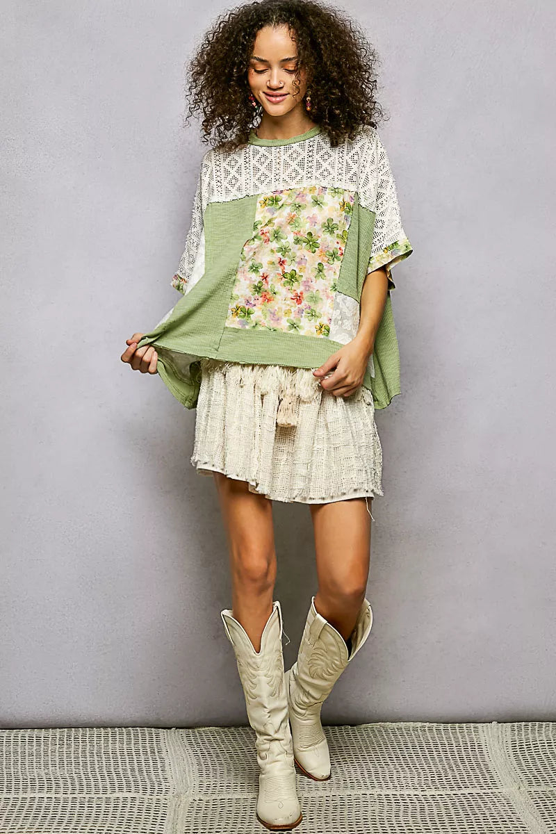 POL Floral Patchwork Lace Accent Blouse