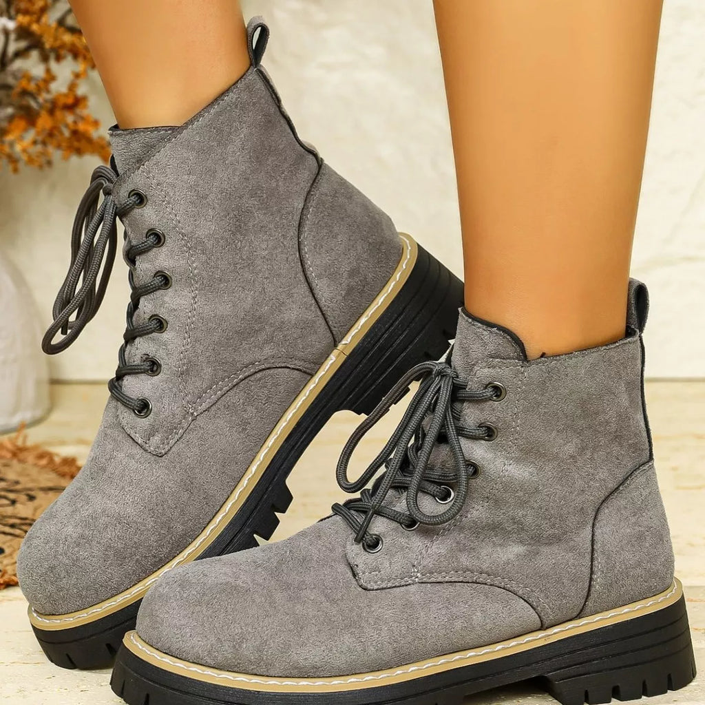Round Toe Lace Up Boots