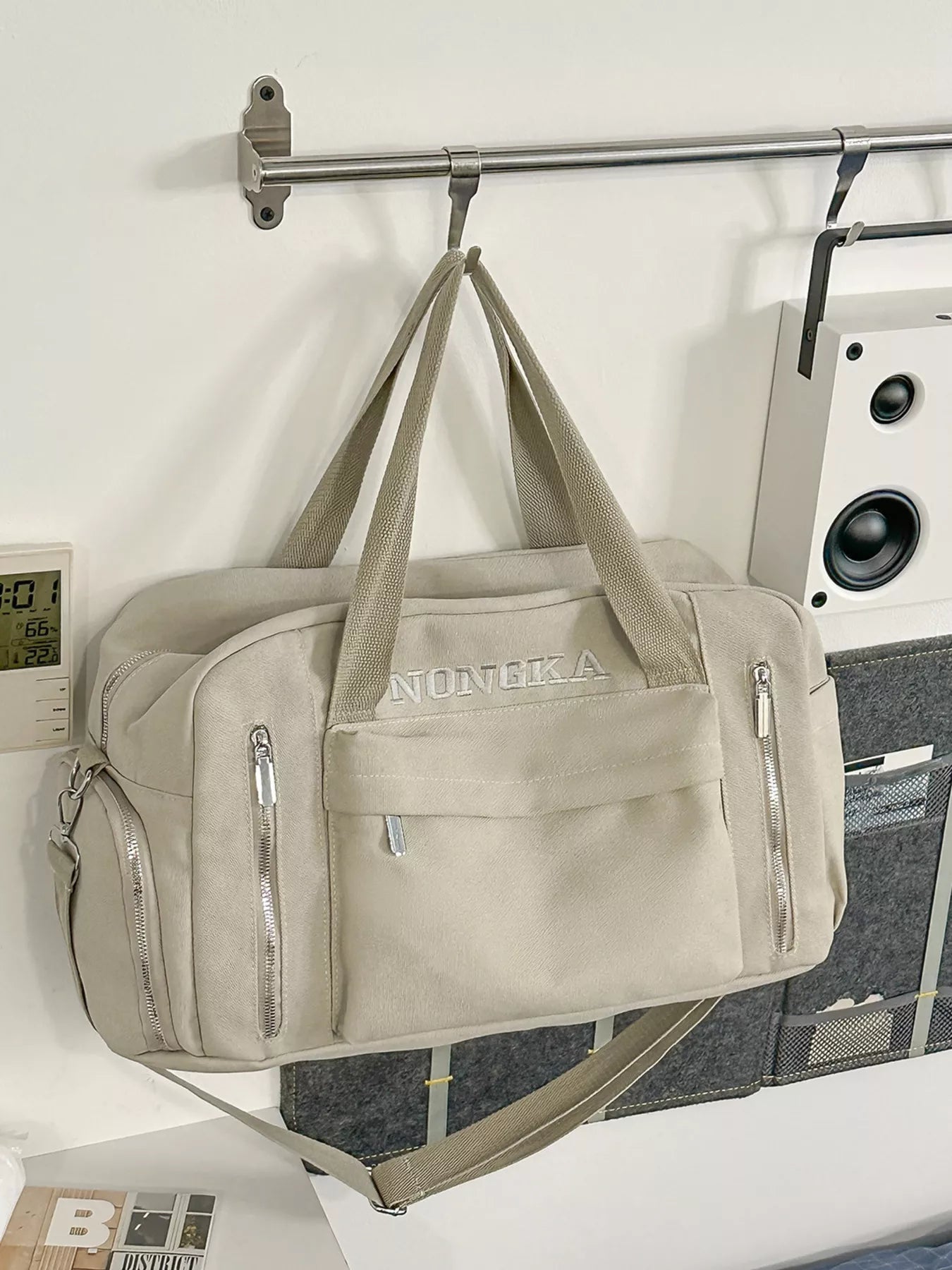 Canvas Multiple Pockets Travel Bag