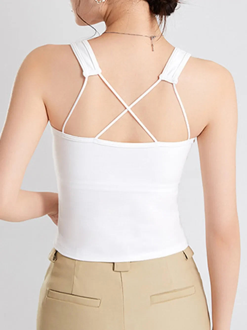 Crisscross Scoop Neck Wide Strap Cropped Tank with Chest Pads