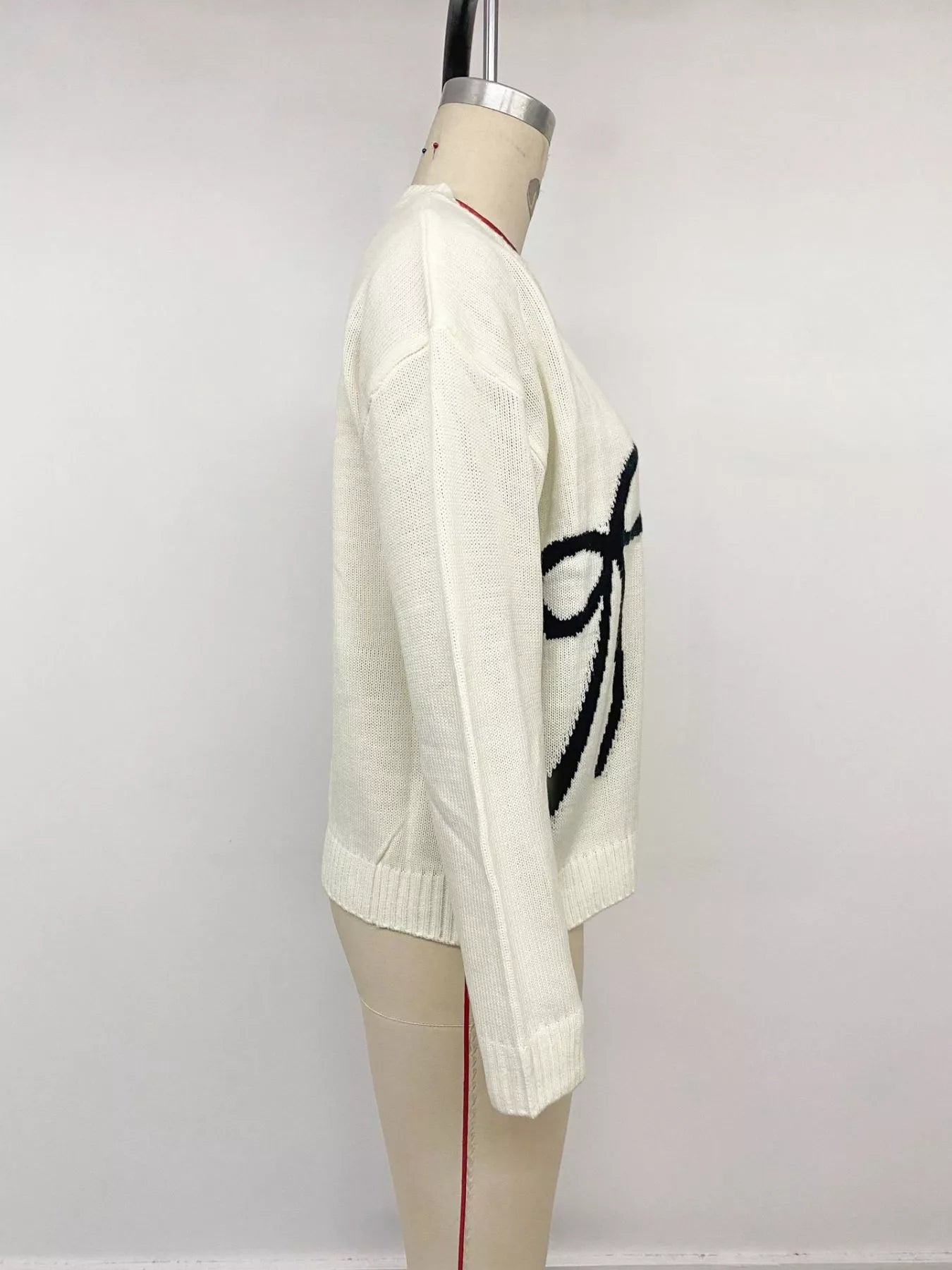 Bow Graphic Round Neck Sweater
