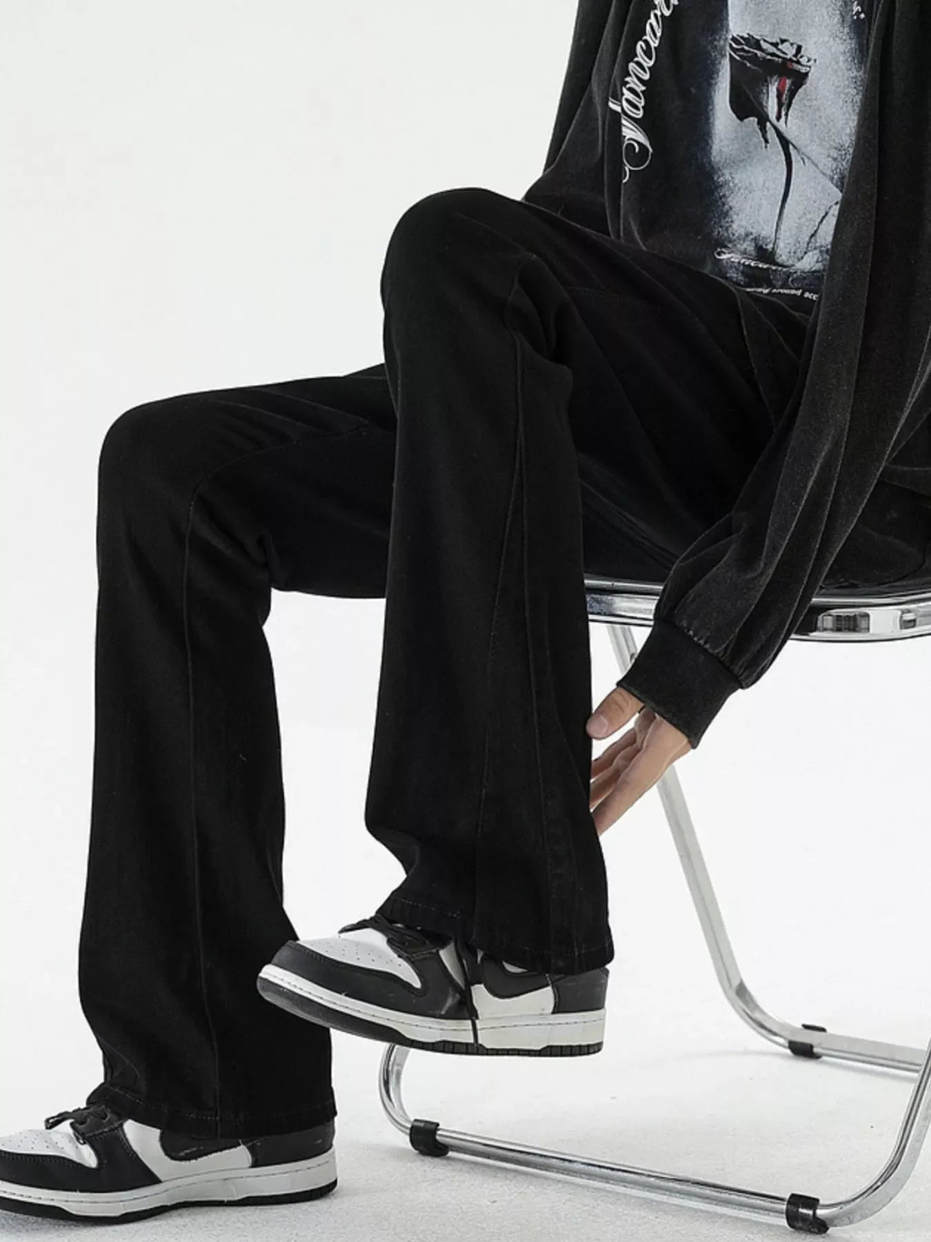 Men's Straight Leg Jeans