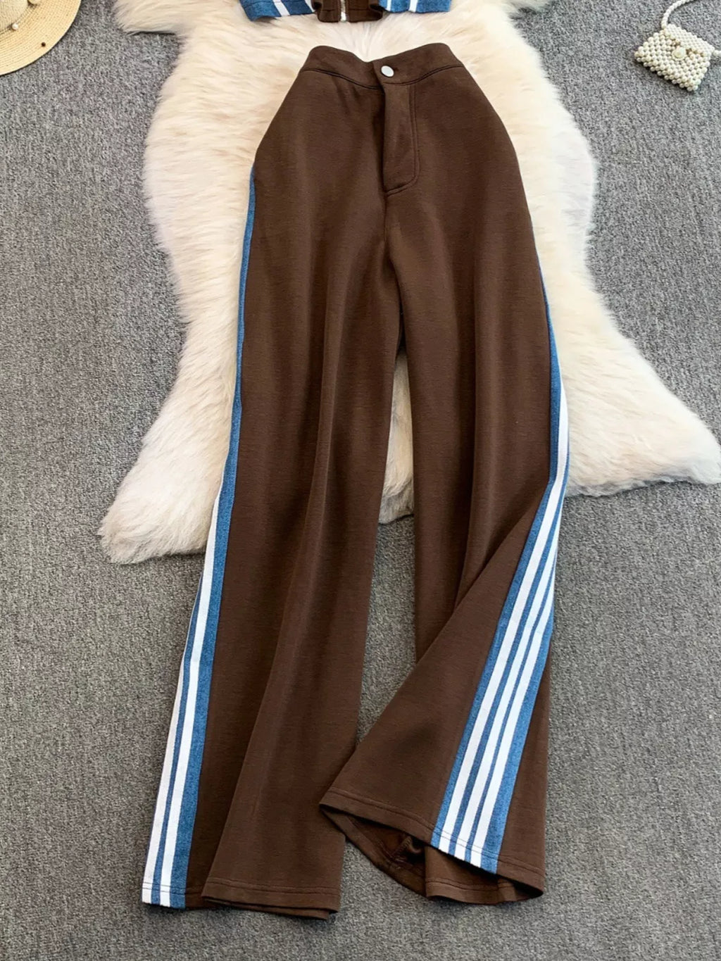 Zip Front Contrast Tank and Side Striped Pants Set