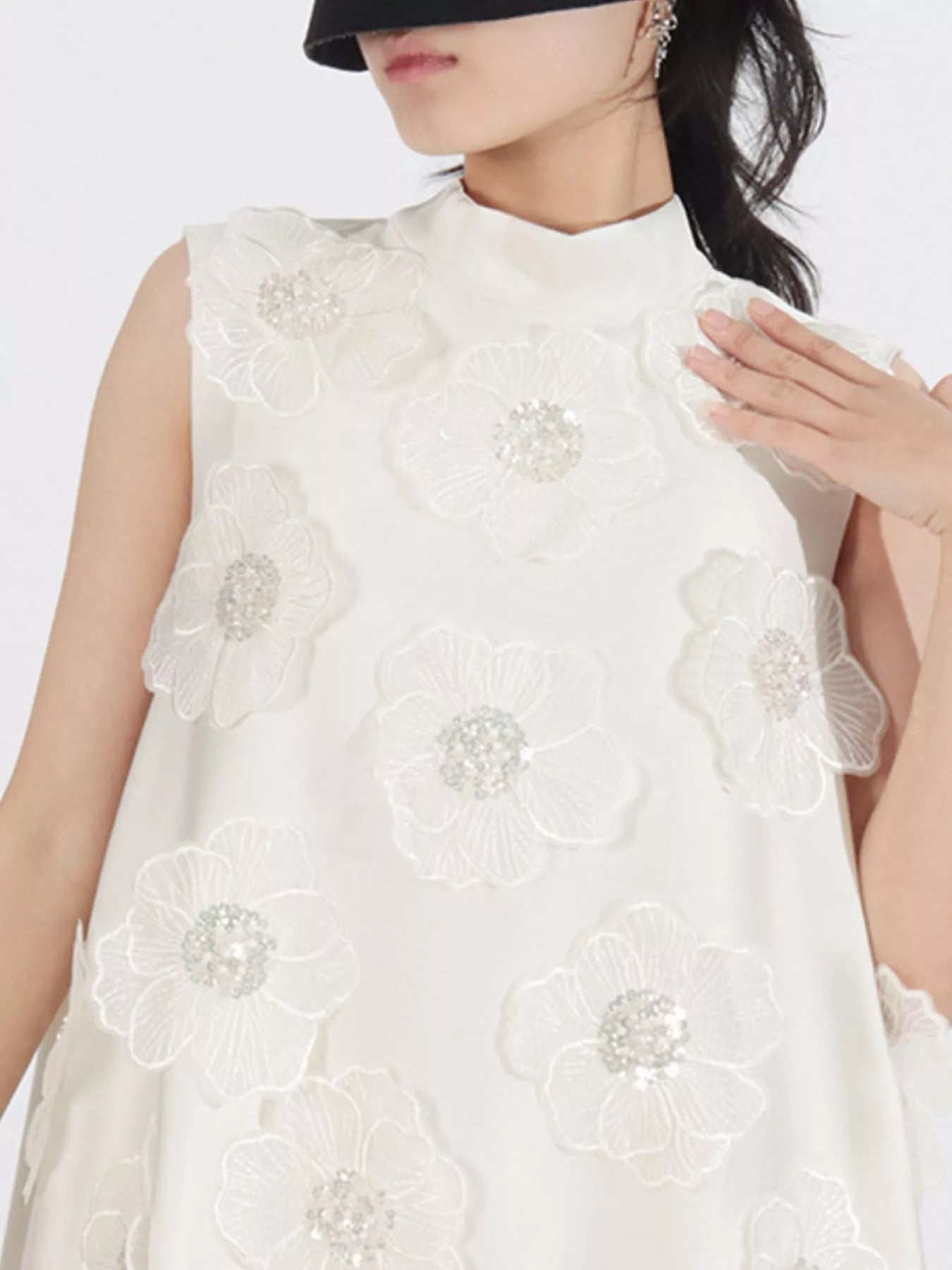 Floral Embellished Sleeveless Maxi Dress